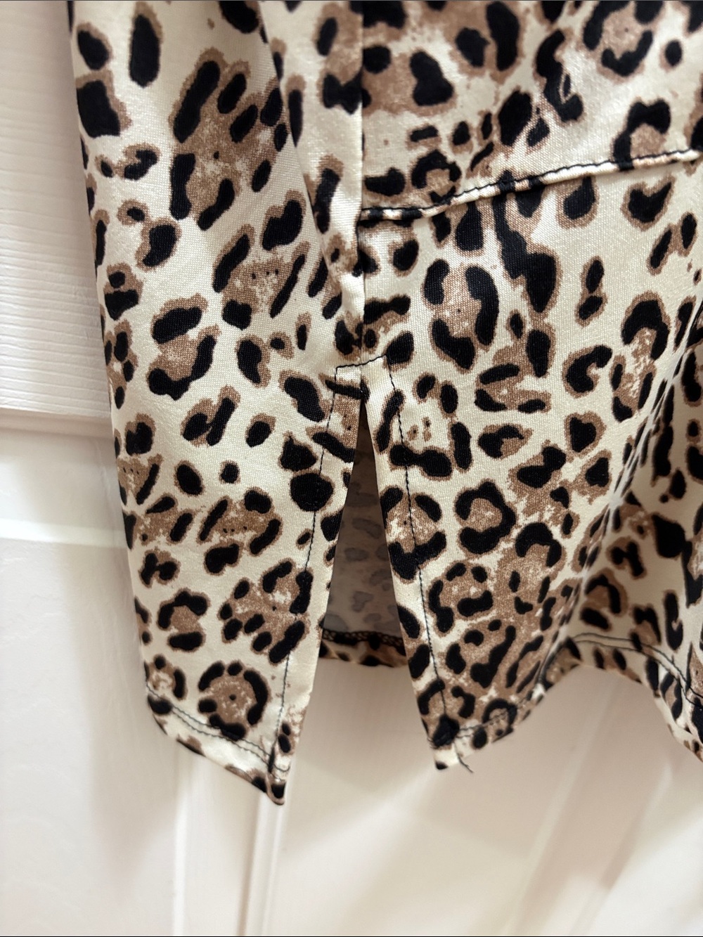Leopard Cardigan Small - Picture 6 of 7